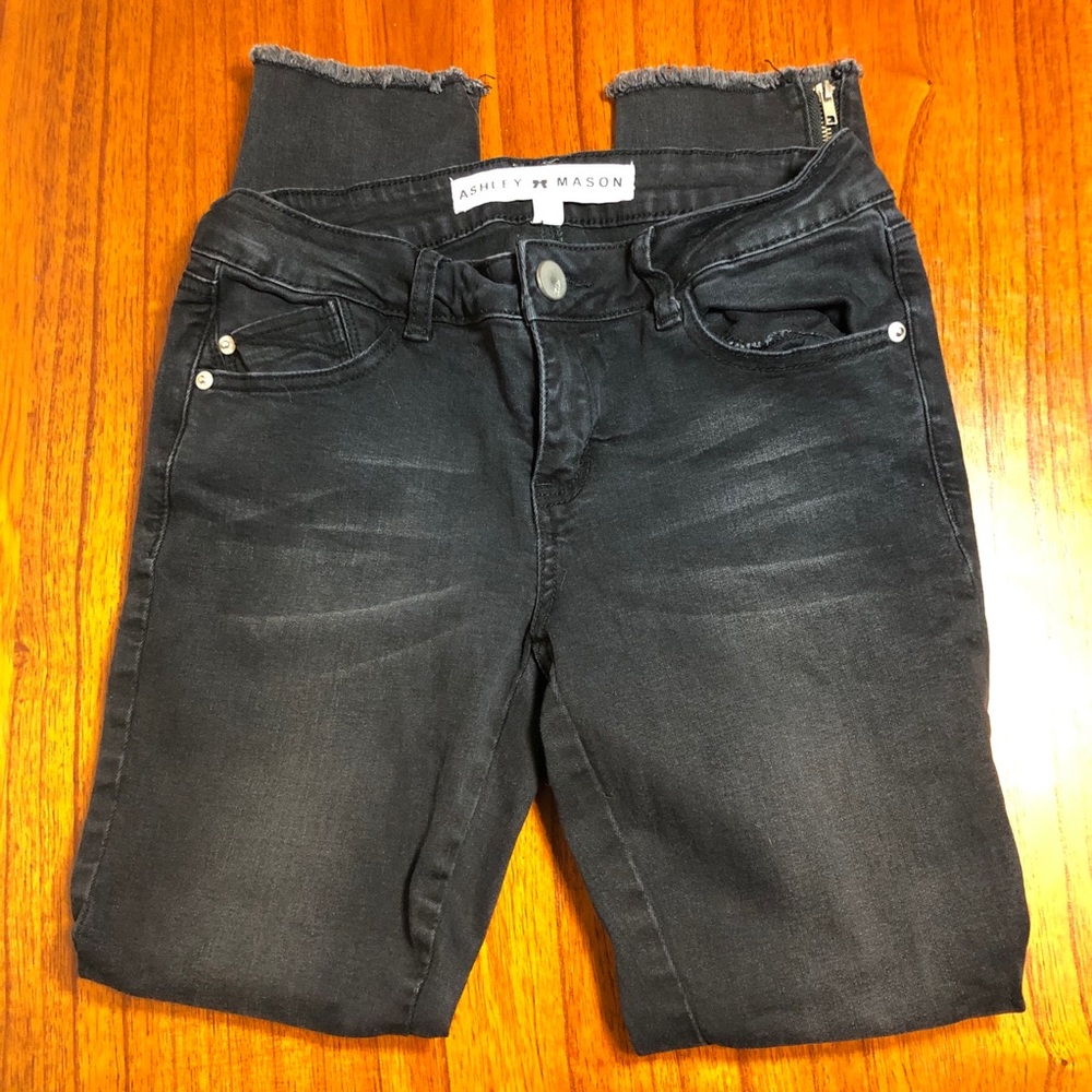 Ashley Mason skinny jeans with raw hem